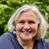 Ehefrau eines Kunden schätzt häusliche Pflege und persönliche Betreuung durch Teheïm Solingen