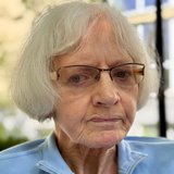 Kundin Frau Birkendahl-Steige schätzt häusliche Pflege und herzliche Betreuung durch Teheïm Solingen