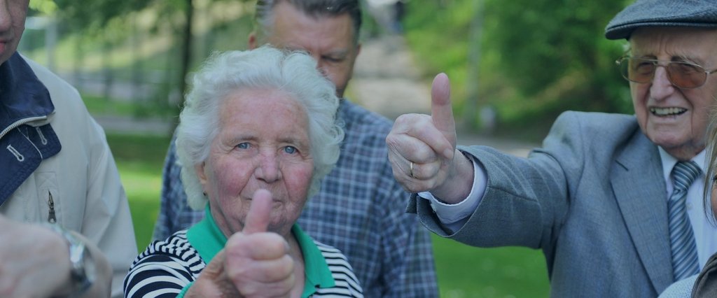 Seniorinnen und Senioren